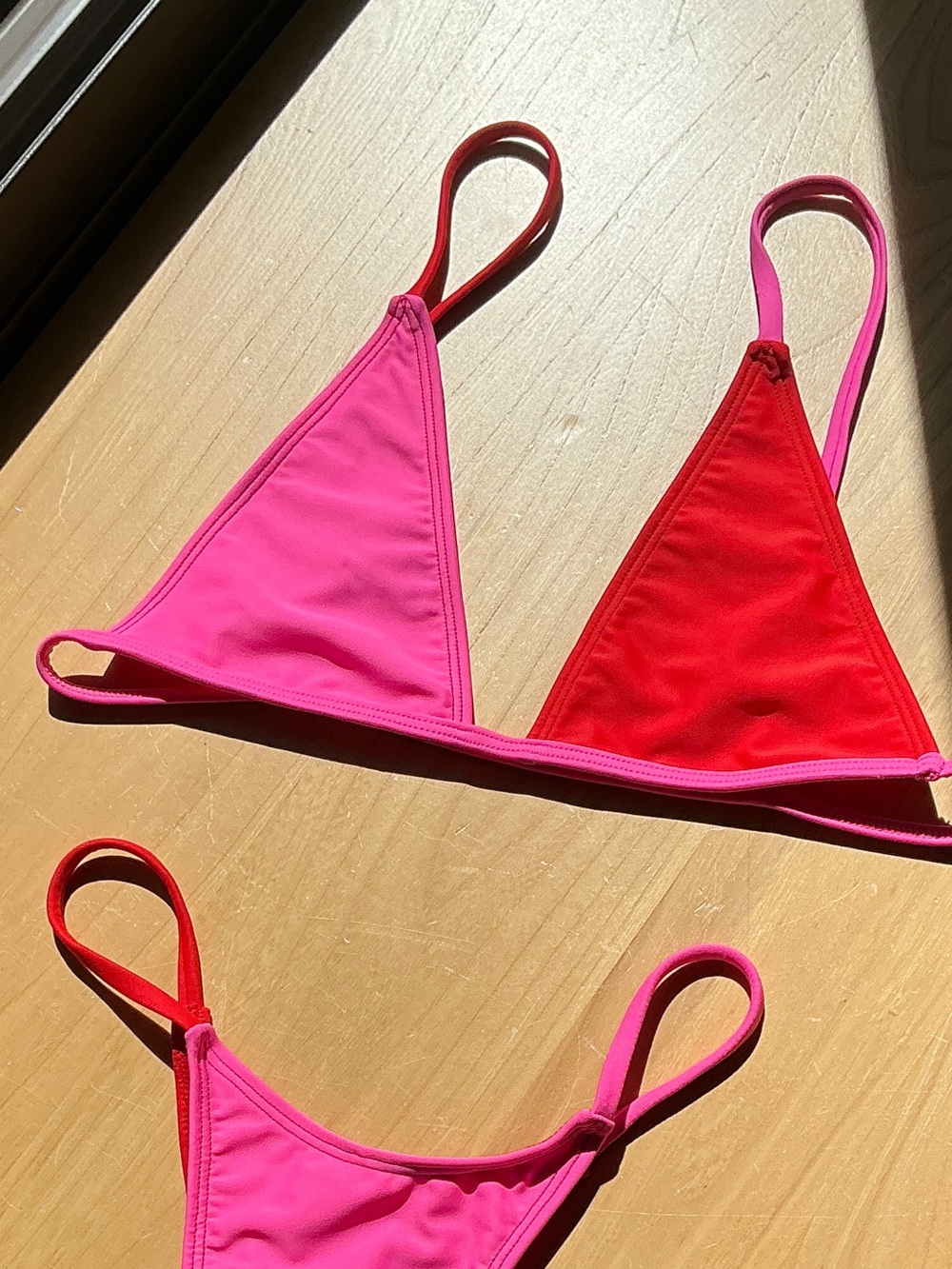 Minimale Animale Pink & Red Colorblock Triangle Bikini saint tropez thong bikini - Picture 4 of 7